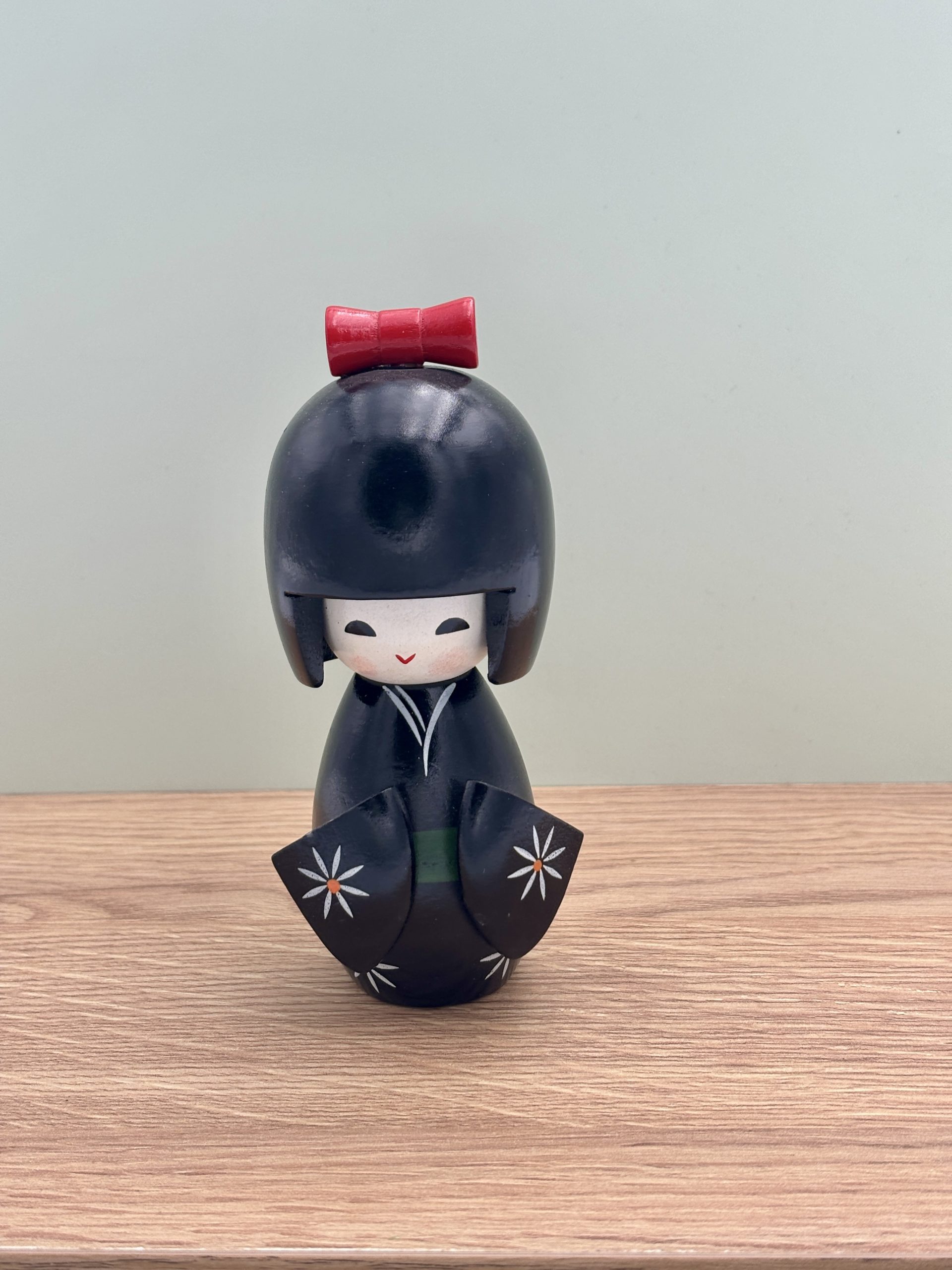 Poupée Japonaise Kokeshi Sakunami Artisanale – Bois – Signée – Années 1960